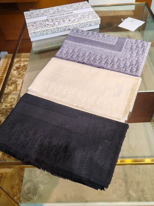 Dior scarf E092726